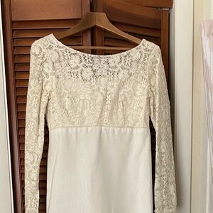 Elegant Vintage Cream Wedding Dress